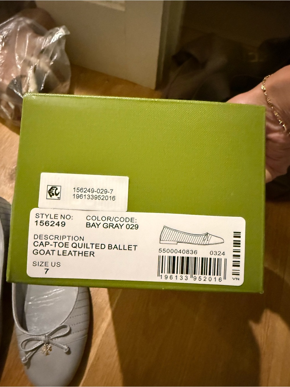 Tory Burch Light Gray Leather Bow Ballet Flats - Picture 4 of 4